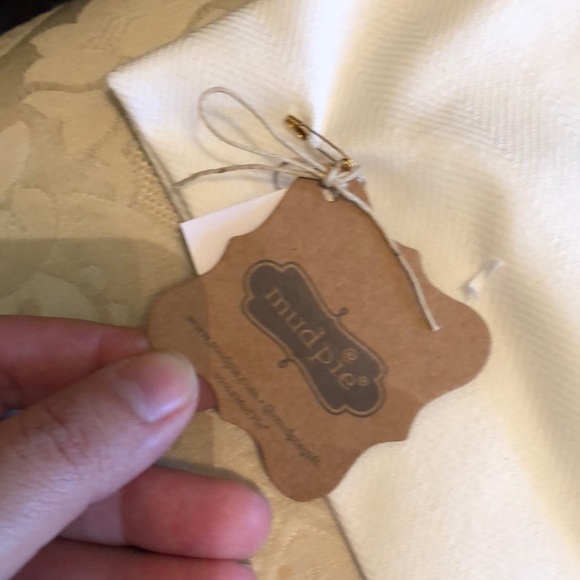 Mud Pie Dish/Hand/Kitchen Towel - Picture 2 of 3